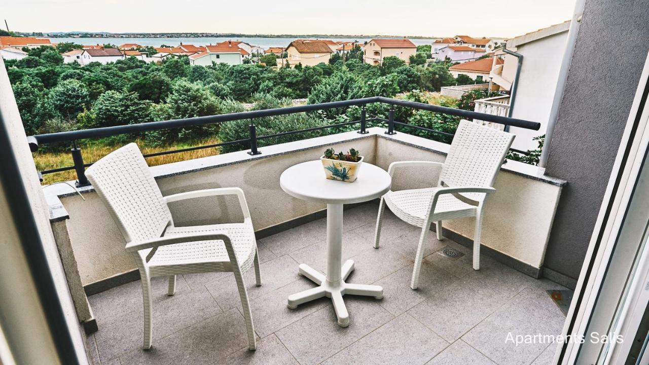 Salis Apartments Vrsi Buitenkant foto