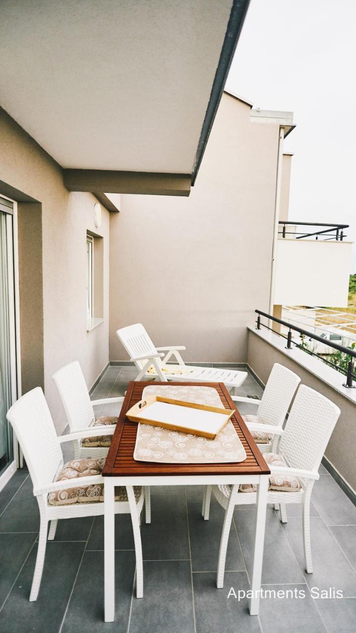 Salis Apartments Vrsi Buitenkant foto
